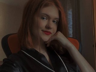 צ'אט וידאו ארוטי SlyFoxEva