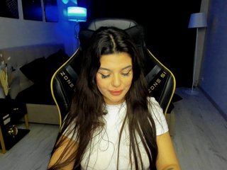 צ'אט וידאו ארוטי SnowingWinter