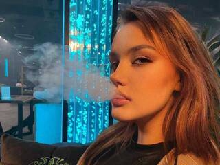 צ'אט וידאו ארוטי SofaSweet