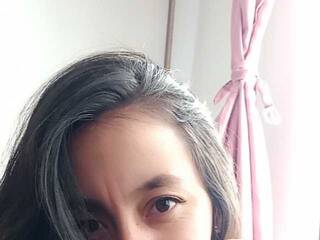 צ'אט וידאו ארוטי soffi-a