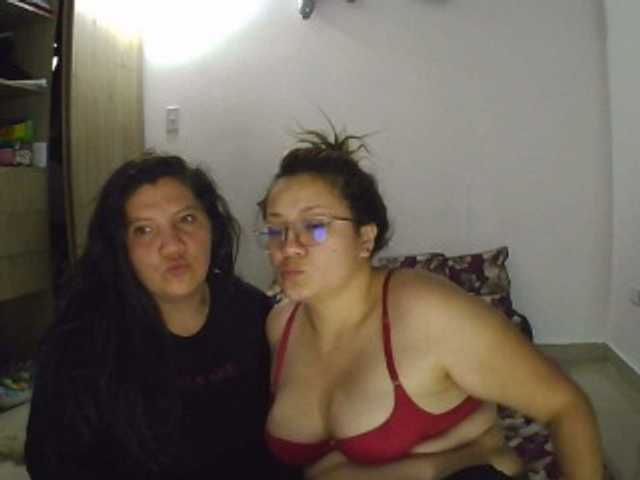 תמונות SOFIA-KARLA #strapon #lesbian #feet #squirt #tits #lovense