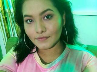 צ'אט וידאו ארוטי sofiacandy18