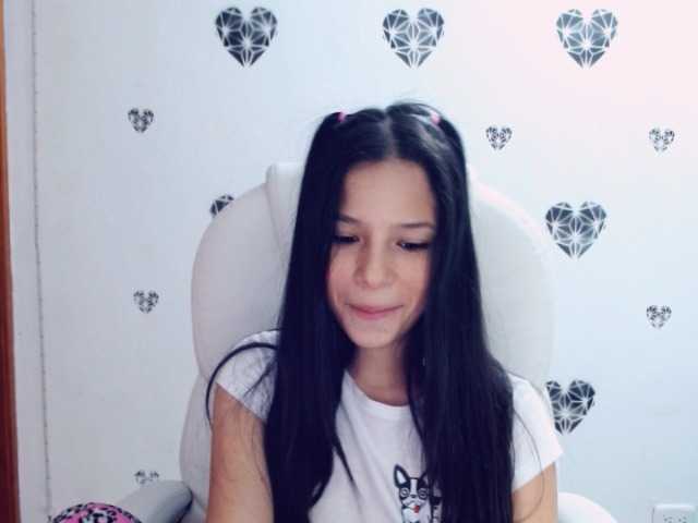 תמונות softdoll hi guy, welconme my room, let's have fun #latina #teen #daddy #tease