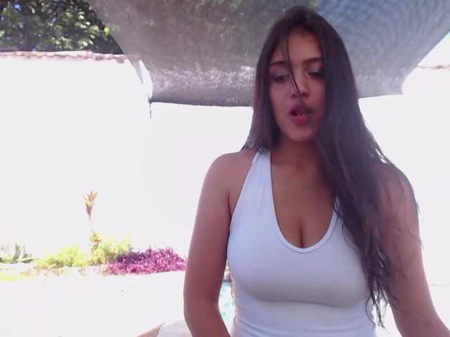 תמונות Sofy-Jones Watch me play with my wet creamy pussy║My Goal is Ride dildo by 398║Shake & jump BIG BOOBS 69tks║check my tip menu║follow me guys