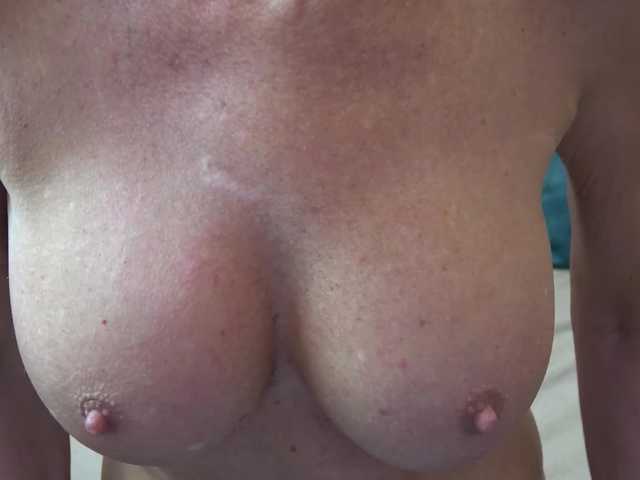 תמונות SonjaKovach #new #bigboobs #mature #milf #ladies suck my wood-dildo (home made) lets cum with me if you can HIT my GOAL 656