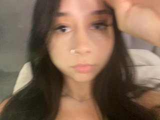 צ'אט וידאו ארוטי SonyaMeow