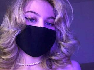 צ'אט וידאו ארוטי SonyaOOG