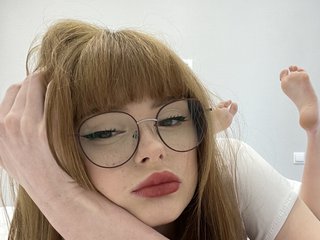 צ'אט וידאו ארוטי Sophie-doll