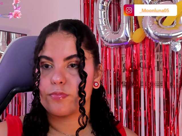 צילומי מסך משודרים Sophie_Luna