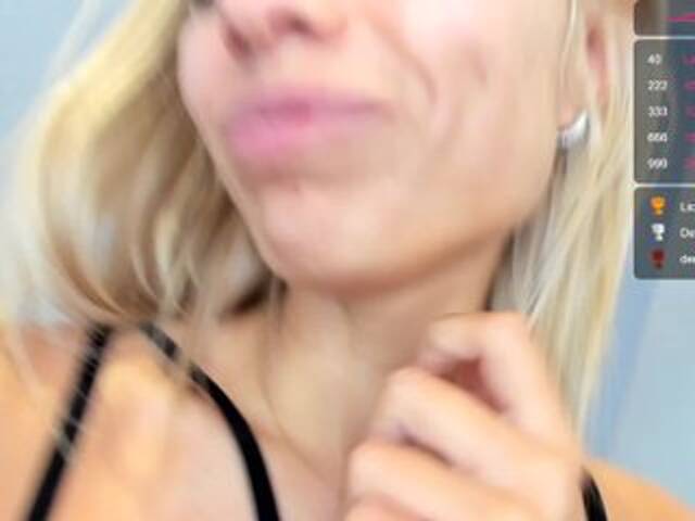 צילומי מסך משודרים Sophie-Xeon