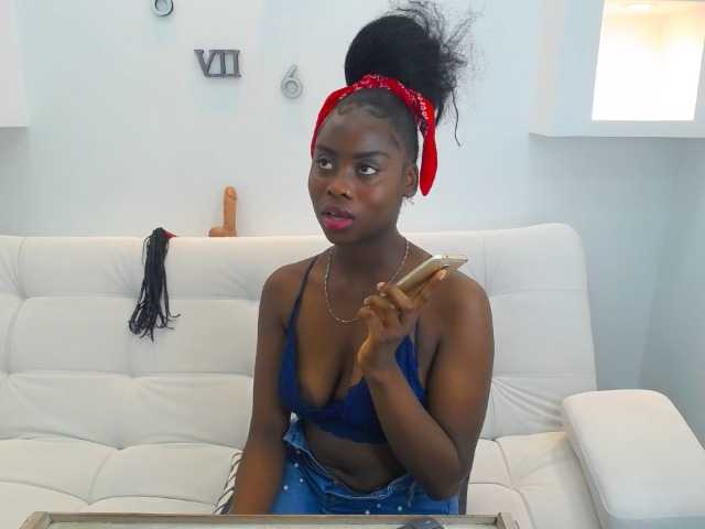 צילומי מסך משודרים SophieBlack