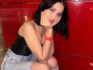 צ'אט וידאו ארוטי SophieeJacobs