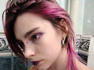 צ'אט וידאו ארוטי SophieHard