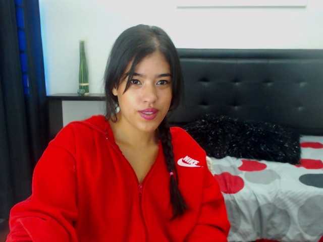 תמונות sophis2 Hi guys today I want to make me happy with their vibrations show you my panties always wet and when I give a lot of love #lovense #latina #feet #teen #bigass