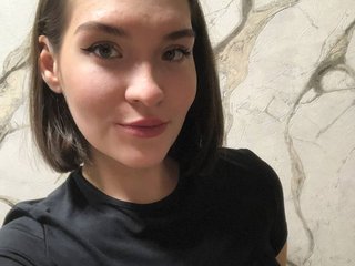 צ'אט וידאו ארוטי SquirtALINA22