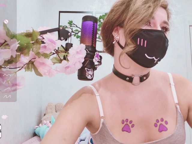 תמונות Sallyyy Hello everyone) Good mood! I don’t take off my mask) Send me a PM before chatting privately) Domi works from 2 tokens. All requests by menu type^Favorite Vibration 100inst: yourkittyymrrCar assembly for a good mood @remain ❤️