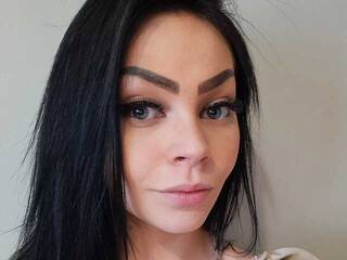 צ'אט וידאו ארוטי StacyModel