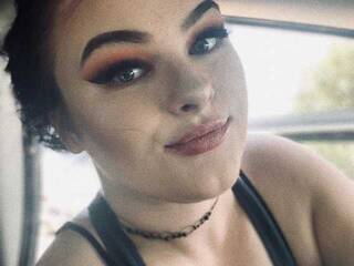 צ'אט וידאו ארוטי StarrRy2