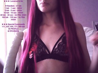 תמונות MsMary Hi) I am Marina, I am 19;) I am not alone at home, so there is sometimes no sound. Lovens works! Yes, really at MAXIMUM! Show in the bathroom through 795 tokens