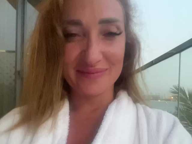 צילומי מסך משודרים Miss_Stella