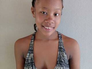 צ'אט וידאו ארוטי Stencyah