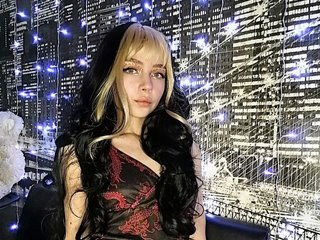 צ'אט וידאו ארוטי StephaniMarmi