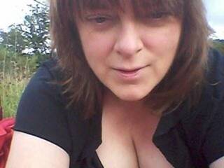 צ'אט וידאו ארוטי SubslutSuzy