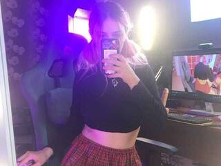 צ'אט וידאו ארוטי suddennesss