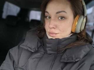 צ'אט וידאו ארוטי SummerAsAutumn