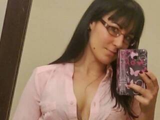 צ'אט וידאו ארוטי sumonelovesu