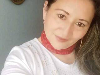 צ'אט וידאו ארוטי susanamilf