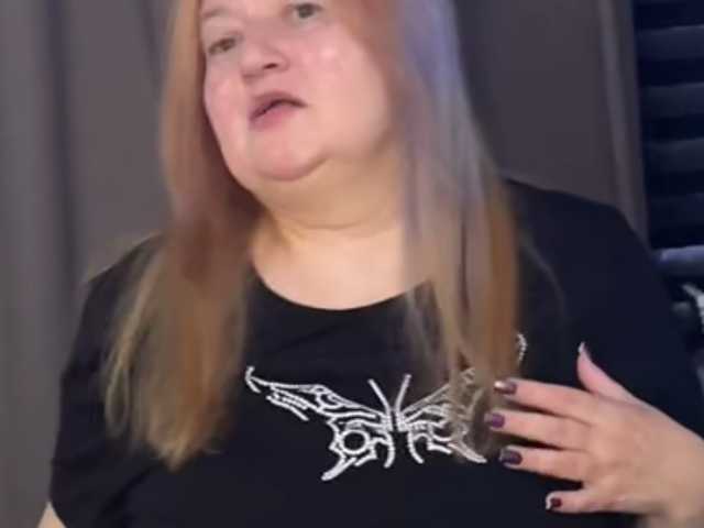 תמונה של הפרופיל SVETIKBOMBOCHKA