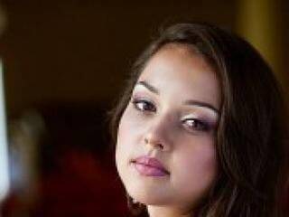 צ'אט וידאו ארוטי swalloww