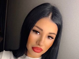 צ'אט וידאו ארוטי SweeetGia