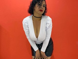 צ'אט וידאו ארוטי sweet-alma