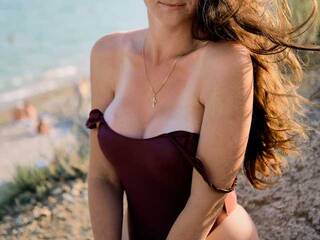 צ'אט וידאו ארוטי MILLIANA