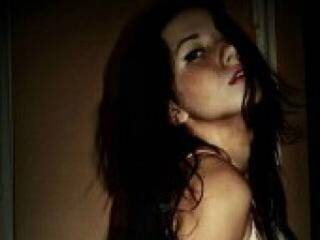 צ'אט וידאו ארוטי sweetalicel