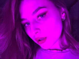 צ'אט וידאו ארוטי SweetBabyHot