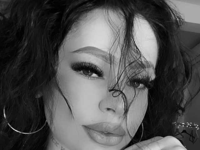 תמונה של הפרופיל sweetboobskayla