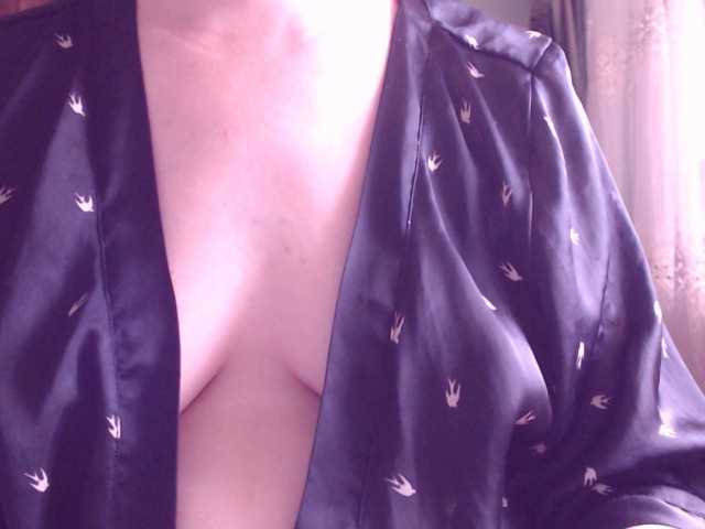 תמונות SweetBrunete on samuse ensemble;)? ...xxx...on commence avec 30 tokens seins....et on continue..xxxx