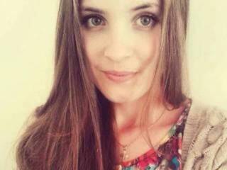 צ'אט וידאו ארוטי sweetfox122