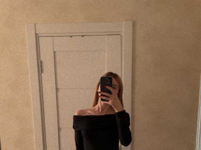 תמונה של הפרופיל Alice__Foxx