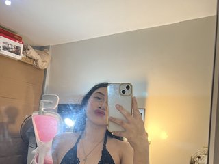 צ'אט וידאו ארוטי sweetgirl-sarrah