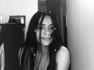 צ'אט וידאו ארוטי SweetHanna5