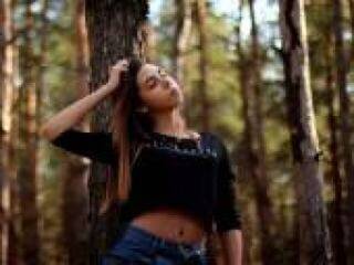 צ'אט וידאו ארוטי sweetkiss18