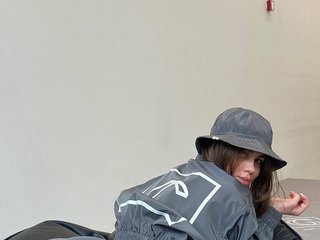 צ'אט וידאו ארוטי SweetKittyX