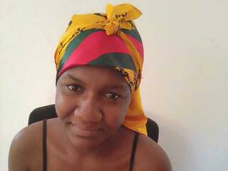 צ'אט וידאו ארוטי Sweetliz2