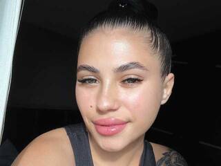 צ'אט וידאו ארוטי SweetLya09