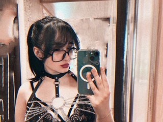 צ'אט וידאו ארוטי SweetMilina