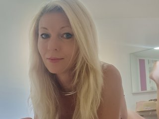 צ'אט וידאו ארוטי SweetTaya